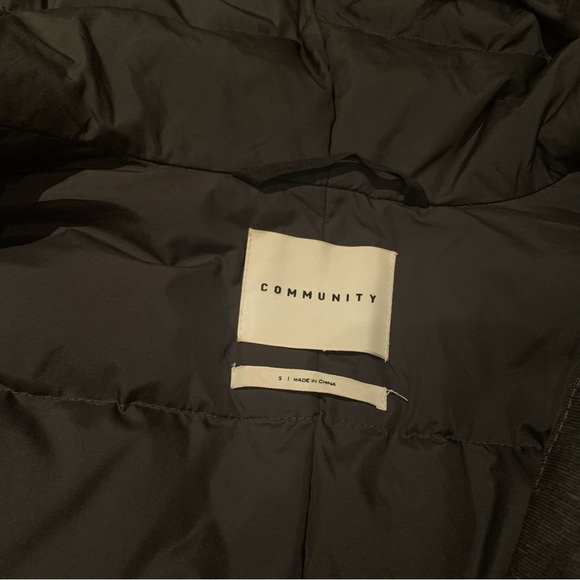 Aritzia Community Parka - Size S - Picture 3 of 4
